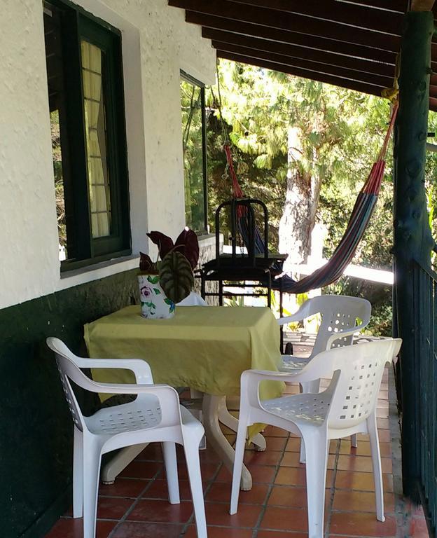 Las Cabanas Castillos Del Lago Villa Guatapé Exteriör bild