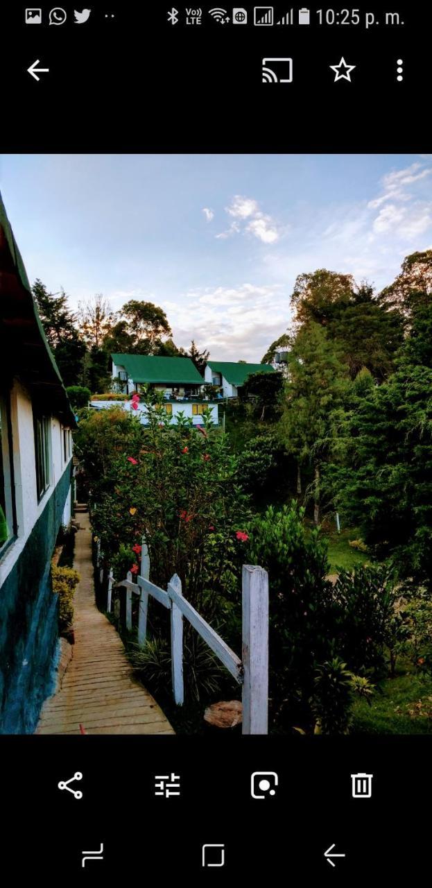 Las Cabanas Castillos Del Lago Villa Guatapé Exteriör bild